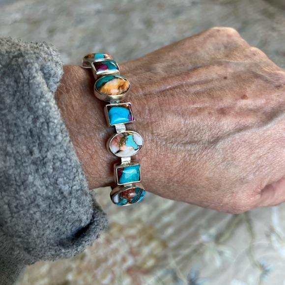 Navajo Turquoise Cuff Bracelet - Picture 3 of 8